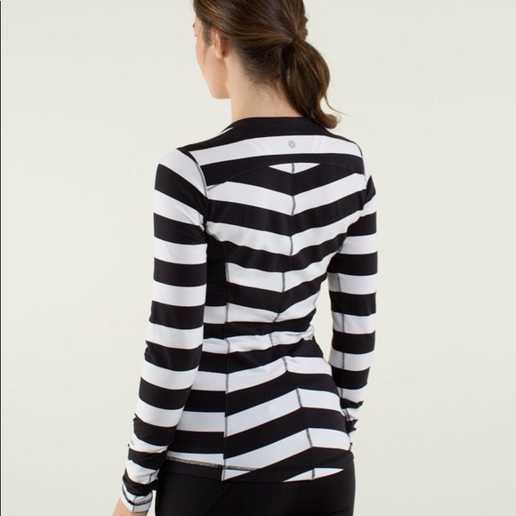 Lululemon Base Runner Long Sleeve - Picture 2 of 4